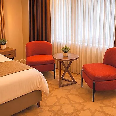 Lumiera Hotel Cali